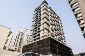 Escape24 Holiday Homes - Binghatti Nova - Jumeriah Village Circle JVC Dubai